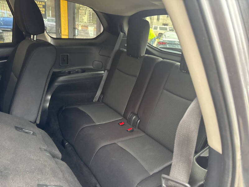 2019 Nissan Pathfinder S