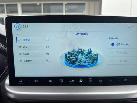 2025 Ford Escape Plug-In Hybrid PHEV