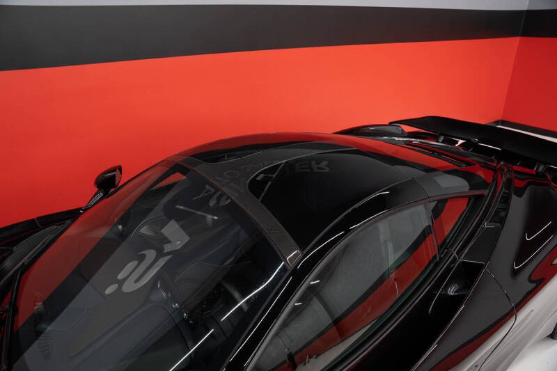 2018 McLaren 720S Luxury
