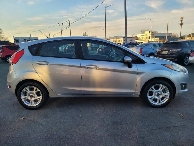 2016 Ford Fiesta SE