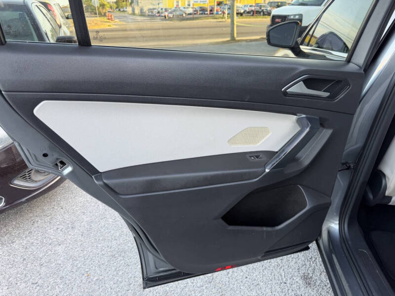 2018 Volkswagen Tiguan 2.0T SEL
