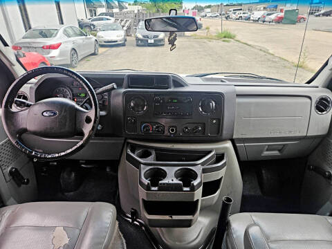 2014 Ford E-Series E-150