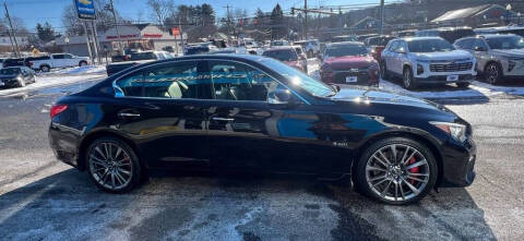 2017 Infiniti Q50 Red Sport 400