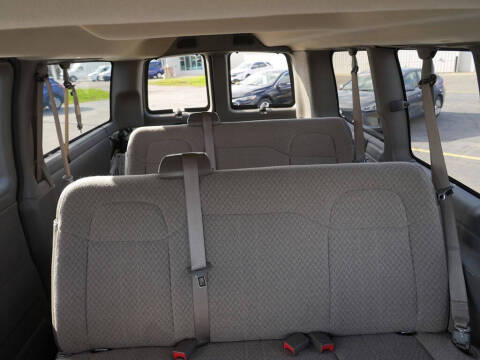 2017 Chevrolet Express LS 2500