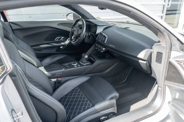 2017 Audi R8 22