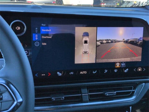 2026 Chevrolet Equinox EV LT 1