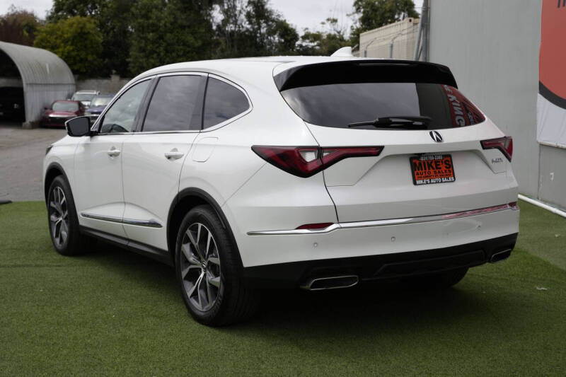 2023 Acura MDX w/Tech