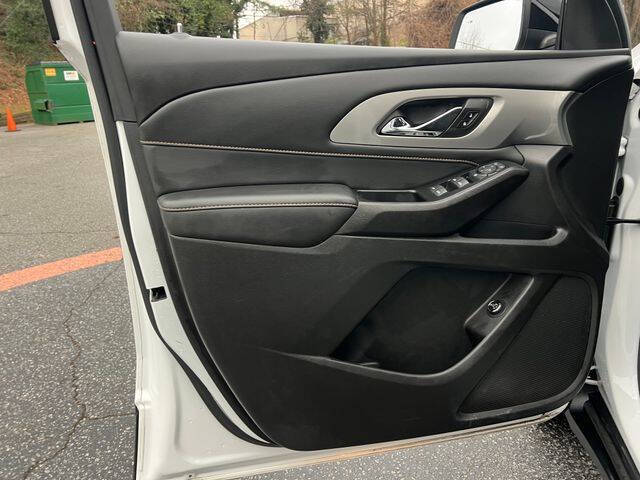 2021 Chevrolet Traverse LT Cloth