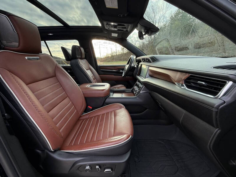 2023 GMC Yukon Denali Ultimate