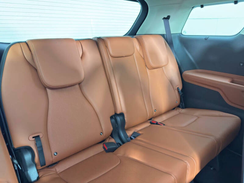 2025 Kia Carnival EX