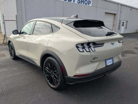 2025 Ford Mustang Mach-E Select