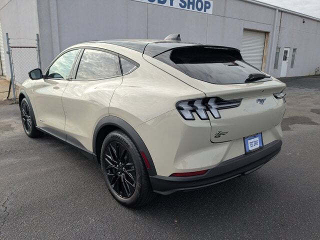 2025 Ford Mustang Mach-E Select