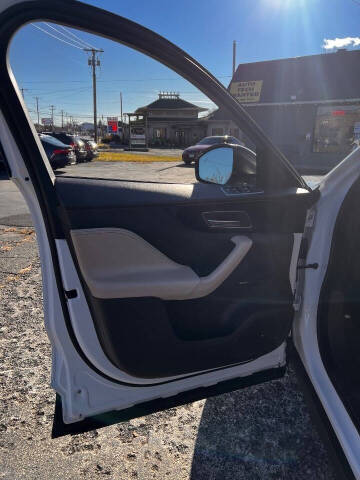 2018 Jaguar F-PACE 35t Prestige