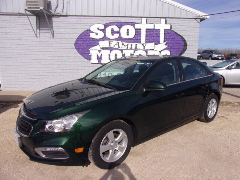 2015 Chevrolet Cruze for sale at SCOTT FAMILY MOTORS in Springville IA