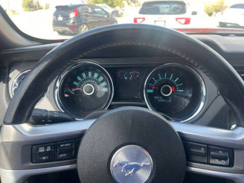 2013 Ford Mustang V6