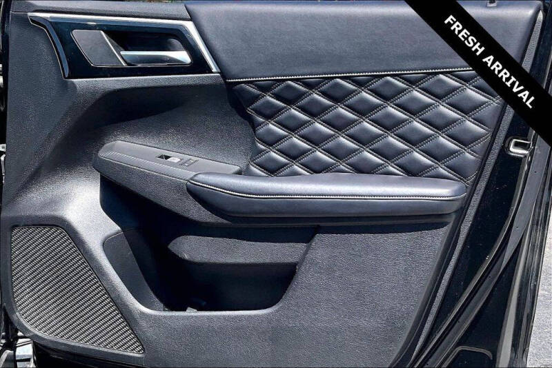 2024 Mitsubishi Outlander SEL