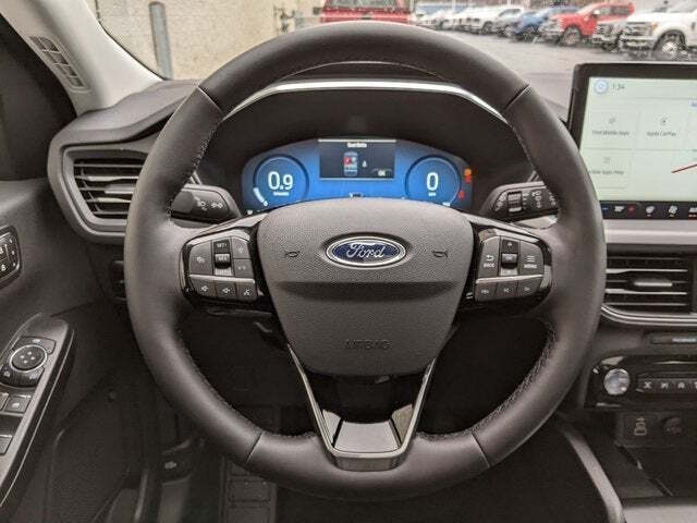 2025 Ford Escape Platinum