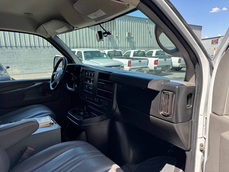2015 Chevrolet Express 2500