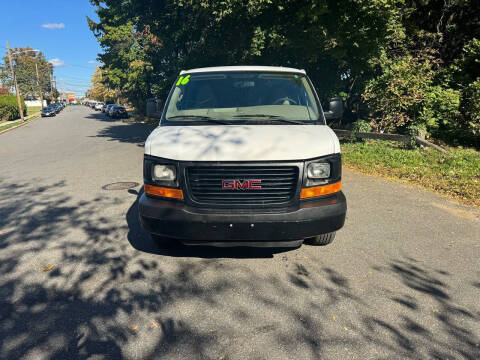 2016 GMC Savana 2500