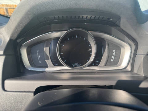 2015 Volvo XC70 T5 Drive-E Premier