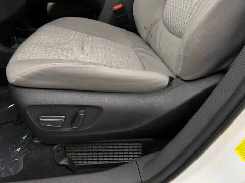 2024 Toyota Sienna LE 8-Passenger