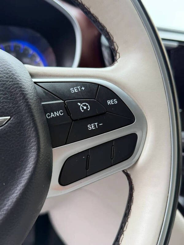 2017 Chrysler Pacifica Limited