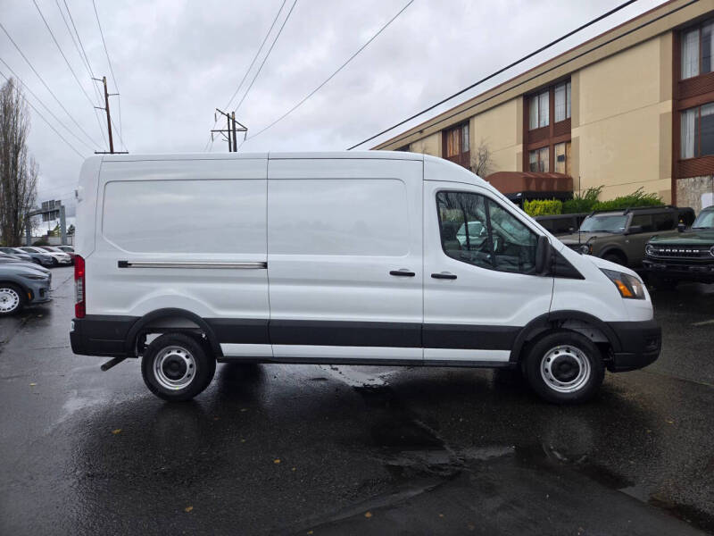 2026 Ford Transit 250