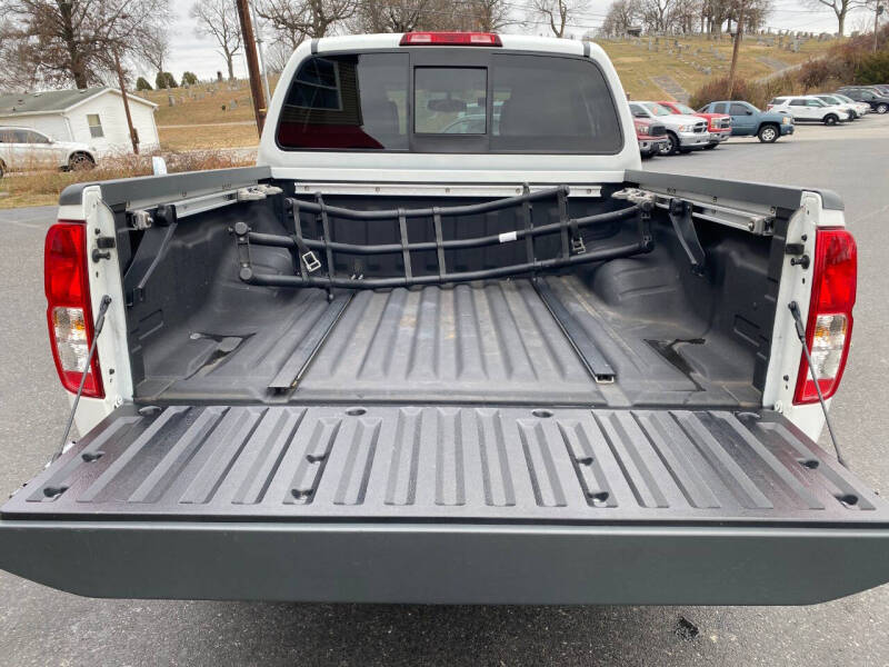 2016 Nissan Frontier SV