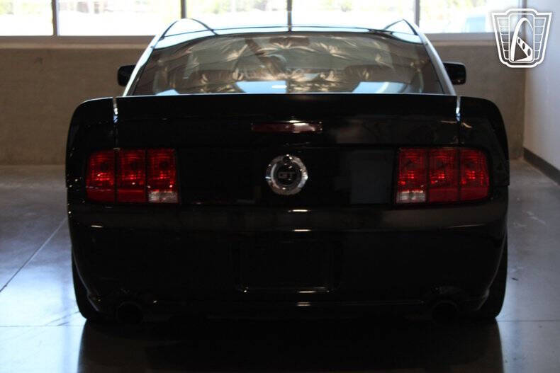 2005 Ford Mustang
