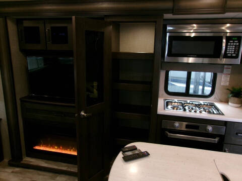2021 Grand Design RV Reflection 303rls