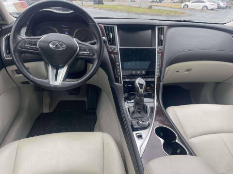 2018 Infiniti Q50 3.0T Luxe