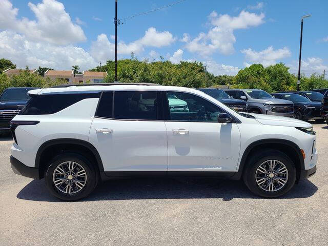 2024 Chevrolet Traverse LT