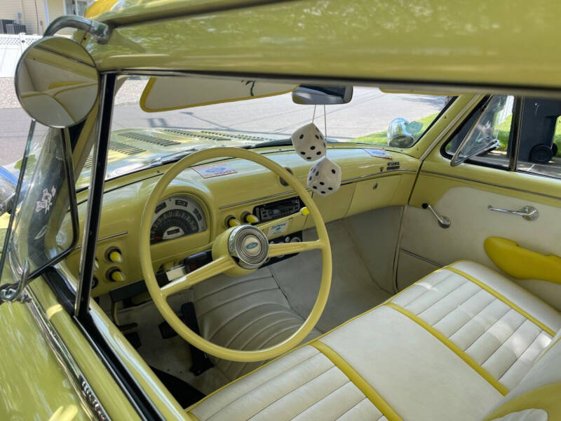 1952 Ford Crestline