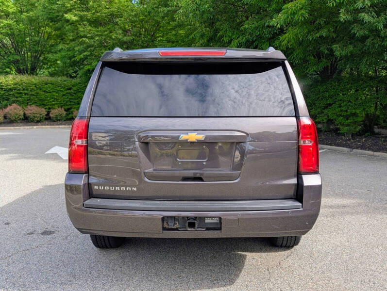 2017 Chevrolet Suburban LT