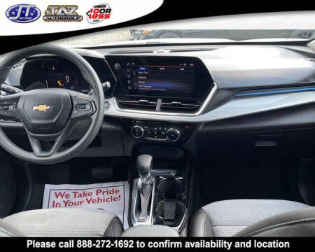 2025 Chevrolet Trax LT