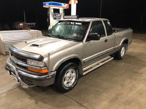 2000 Chevrolet S-10 for sale at INTERNATIONAL AUTO SALES LLC in Latrobe PA
