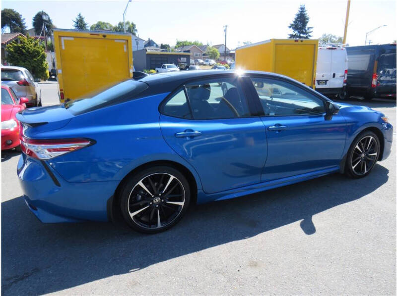 2020 Toyota Camry XSE