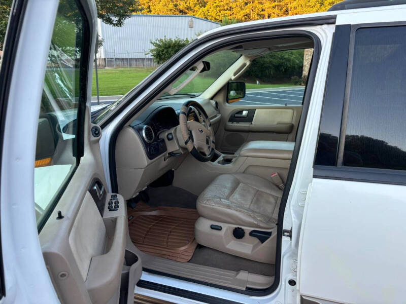 2004 Ford Expedition Eddie Bauer