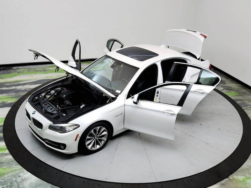 2016 BMW 5 Series 528i