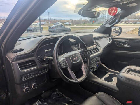 2022 GMC Yukon XL SLT