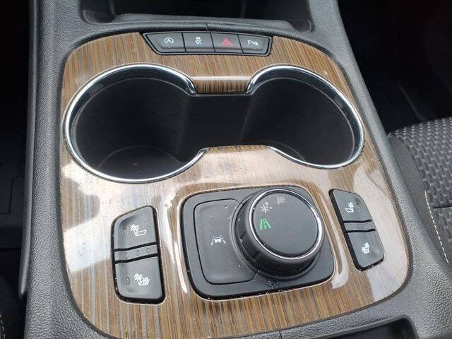 2022 GMC Acadia SLE