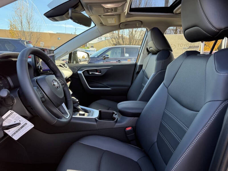 2025 Toyota RAV4 Limited