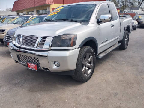 2015 Nissan Titan for sale at KENNEDY AUTO CENTER in Bradley IL