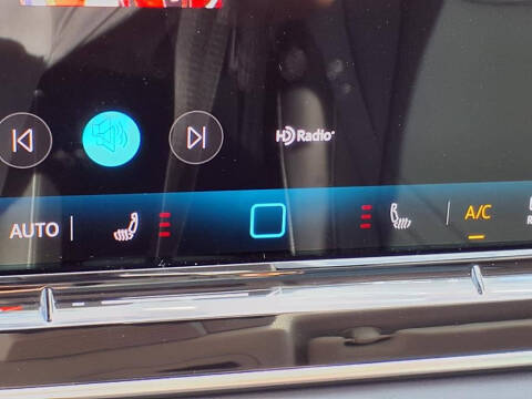 2025 Volkswagen Tiguan SE 4Motion