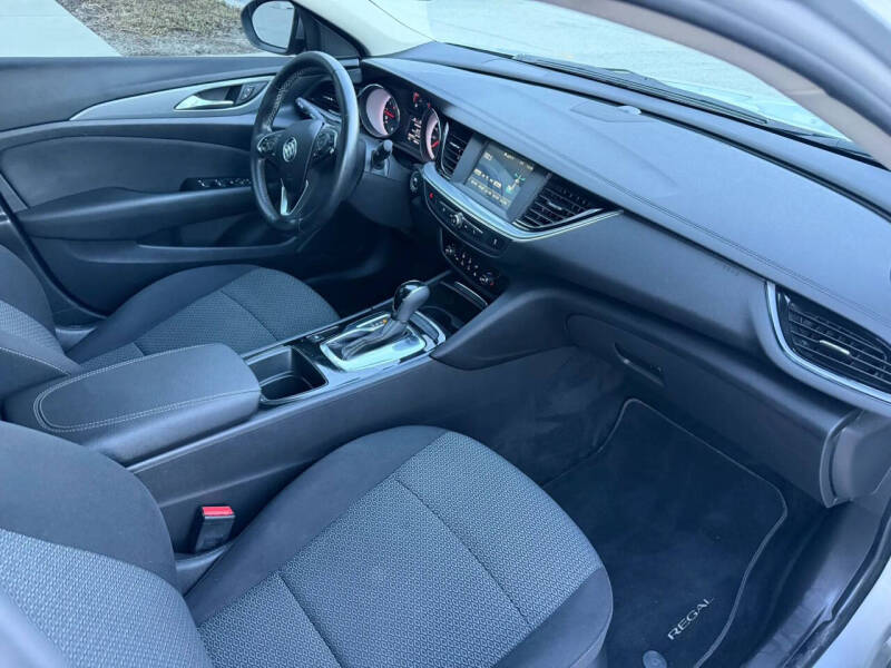 2018 Buick Regal Sportback Preferred