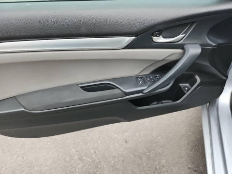 2016 Honda Civic LX-P