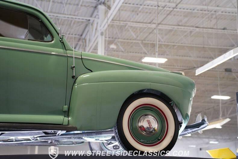 1941 Ford Super Deluxe