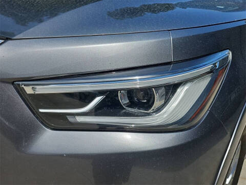 2020 Infiniti QX80 Luxe