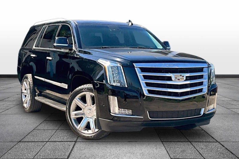 2018 Cadillac Escalade Luxury