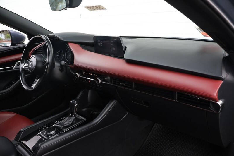 2022 Mazda Mazda3 Hatchback Premium